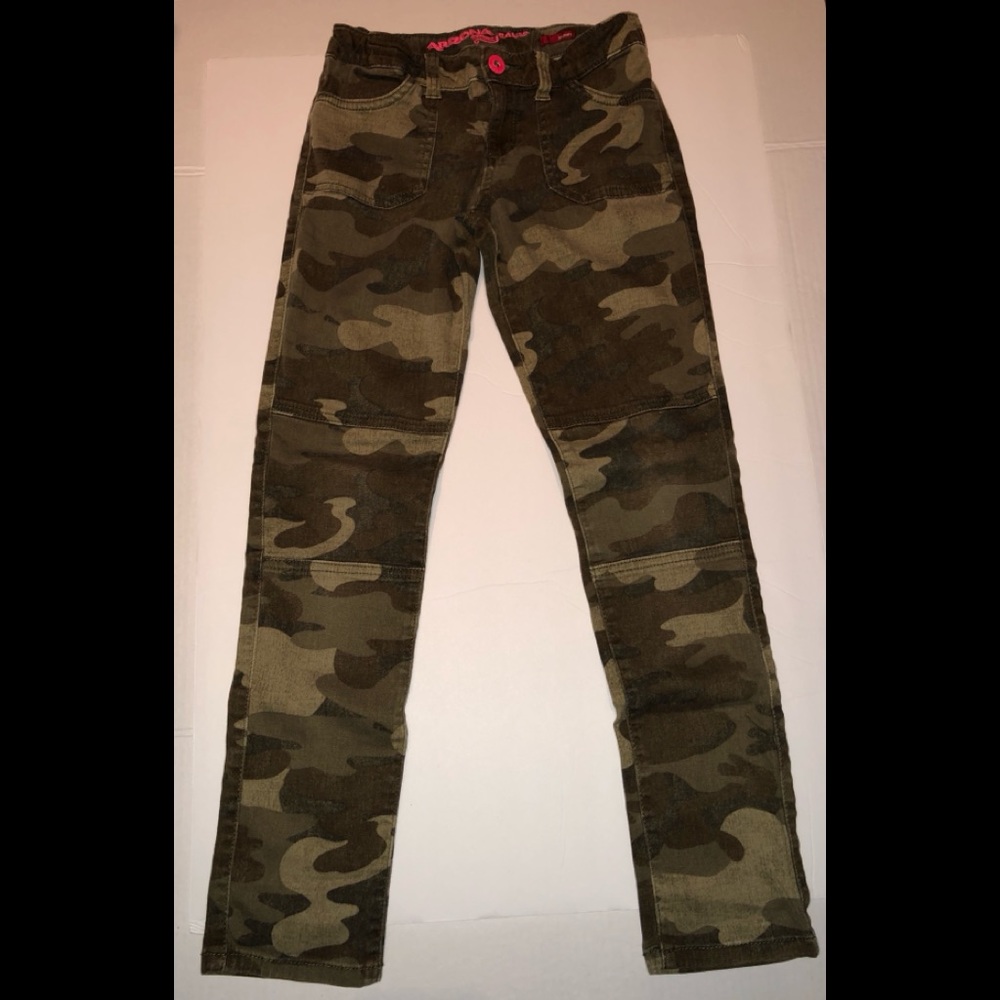 Girls Arizona Skinny Jeans – Camo Print | Size 12 REG | Stylish & Stretchy